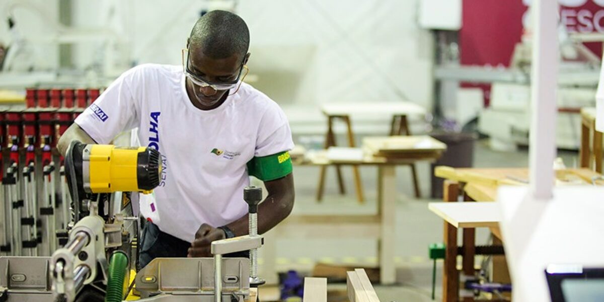 Comércio varejista goiano registra alta de 2,2% em 12 meses