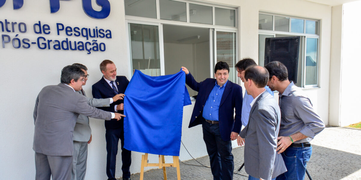 Durante inauguração de Centro de Pesquisa da UEG, secretário de Desenvolvimento ressalta papel fundamental da Educação