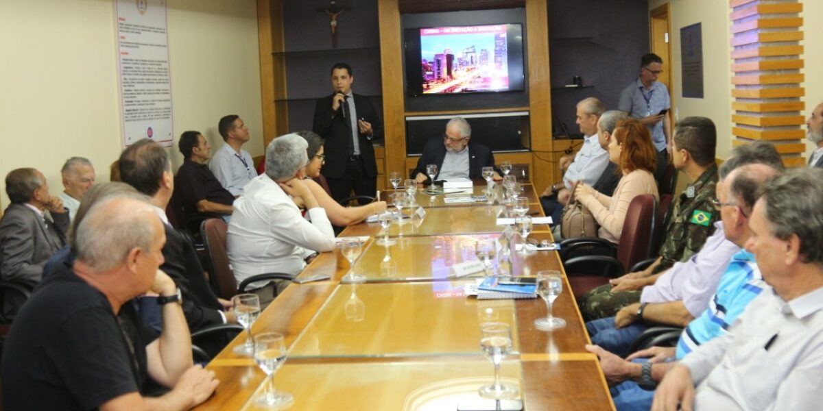 Superintendente Edival Lourenço apresenta potencial da China como principal parceiro do Estado em palestra na Acia