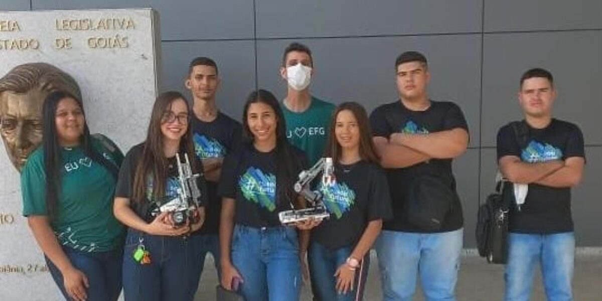 Estudantes da Escola do Futuro de Goiás participam de competição internacional de robótica