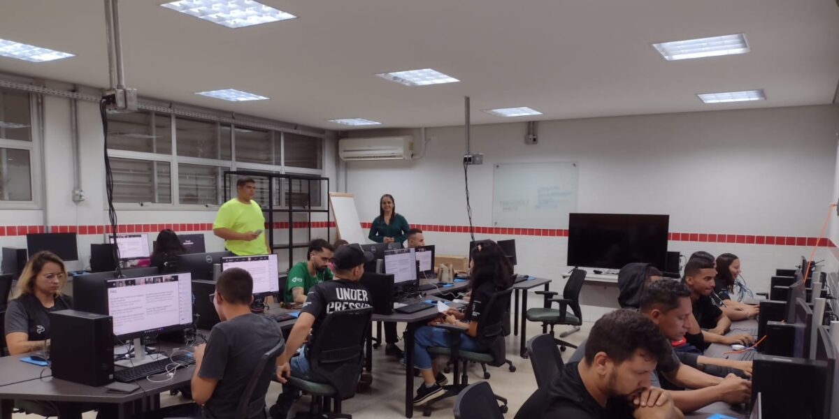 Escolas do Futuro de Goiás são premiadas em competição nacional de startups