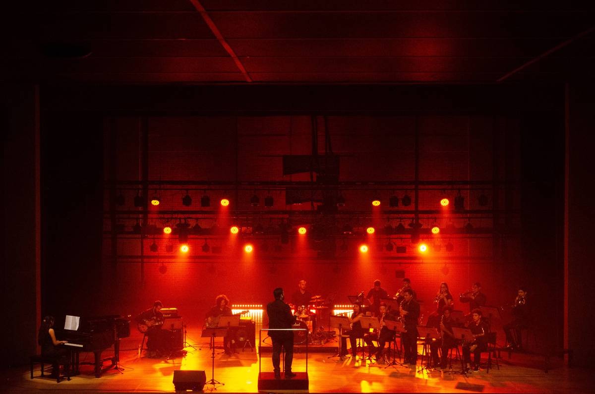 Big Band Basileu França realiza o concerto Do Jazz ao Pop