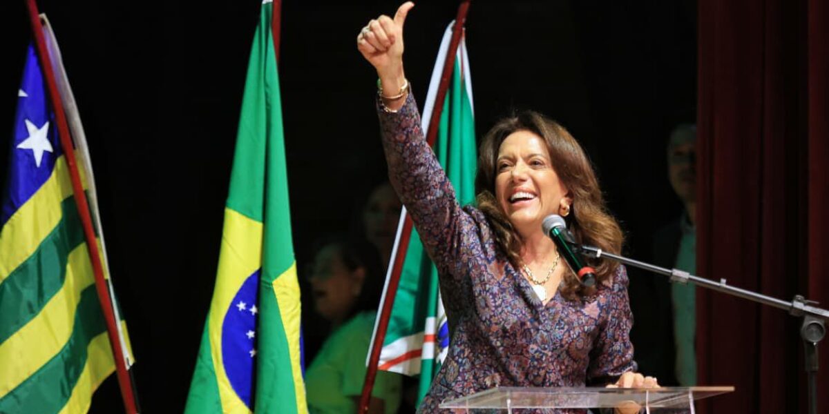 Tecnologia é destacada como instrumento de inclusão social durante entrega de cartões do Bolsa Profissionalizante e do Crédito Social Tech