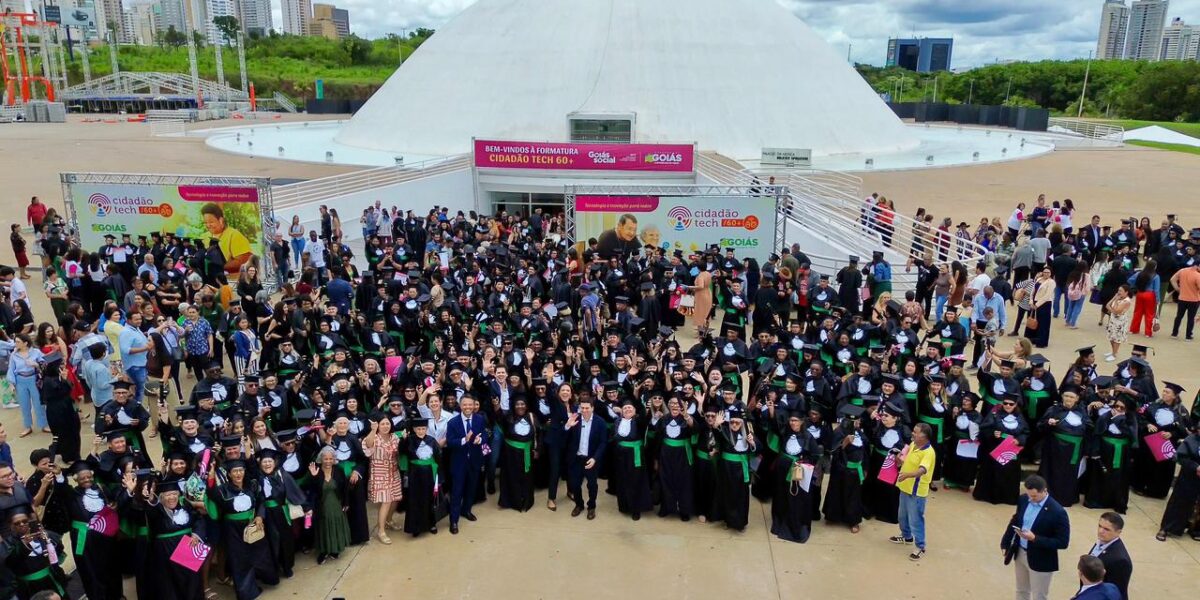 Governo de Goiás fortalece inclusão digital com formatura de 457 alunos do Cidadão Tech 60+