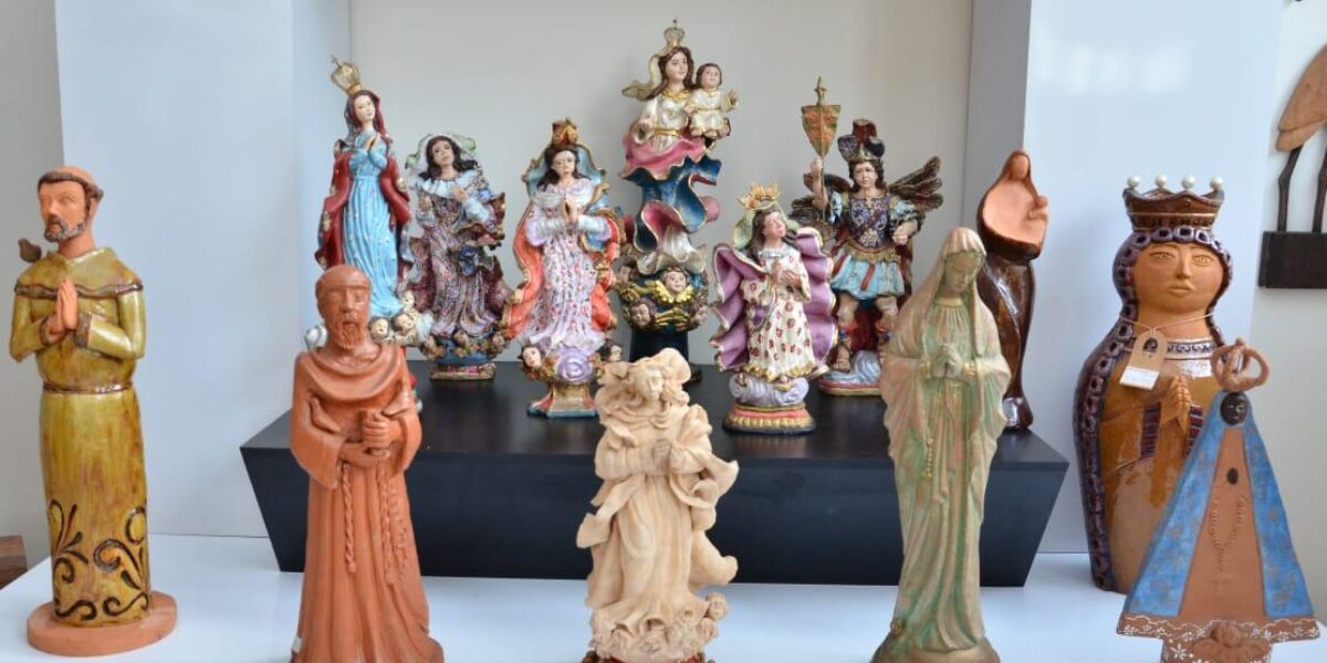 Governo de Goiás promove feira de artesanato em Goiânia