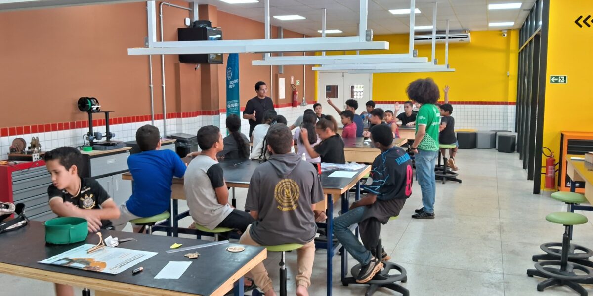 Governo de Goiás abre 1.500 vagas para cursos gratuitos de robótica