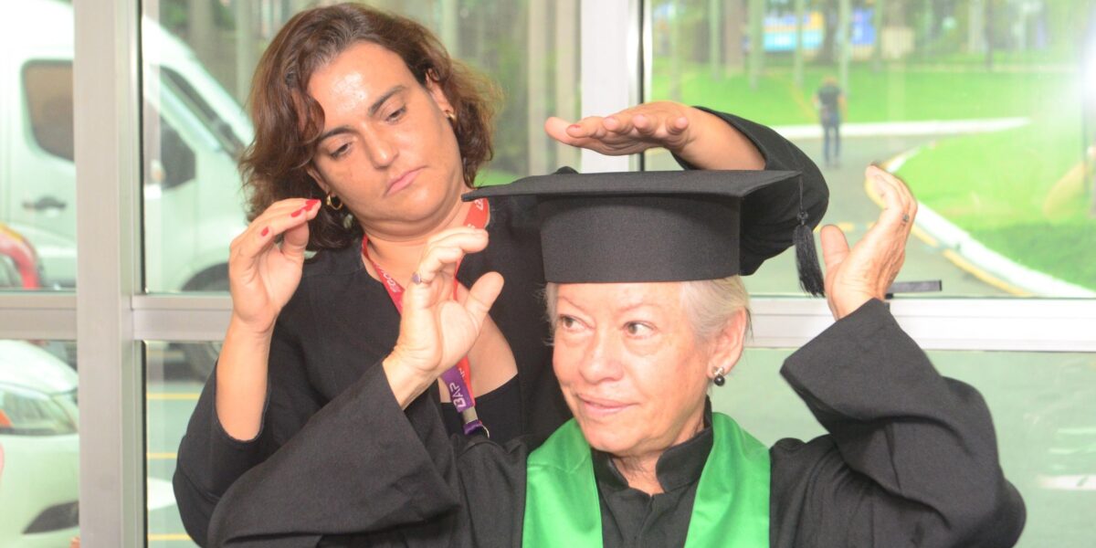Goiás Social promove formatura de mais de 80 idosos em curso de inclusão digital