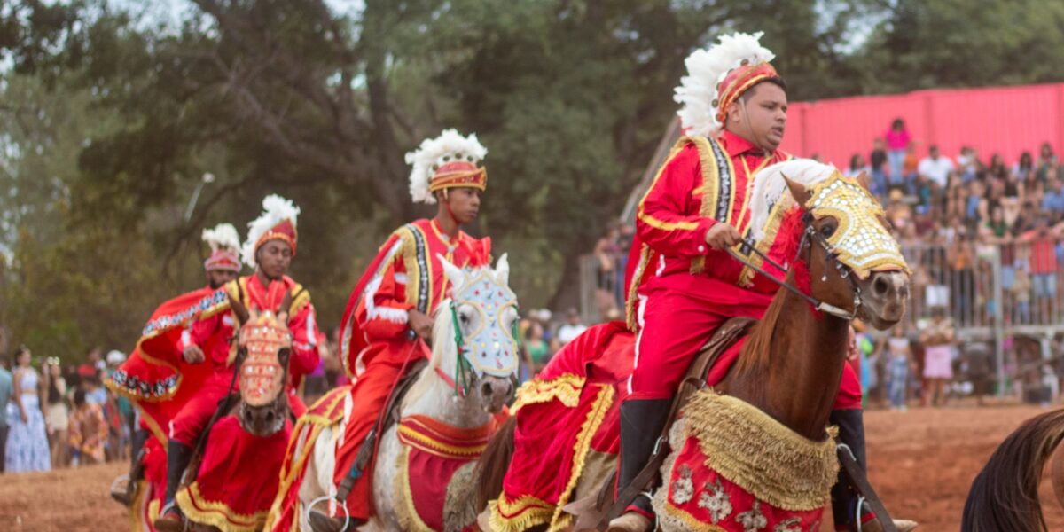 Quatro cidades históricas goianas sediam Cavalhadas nos próximos dias