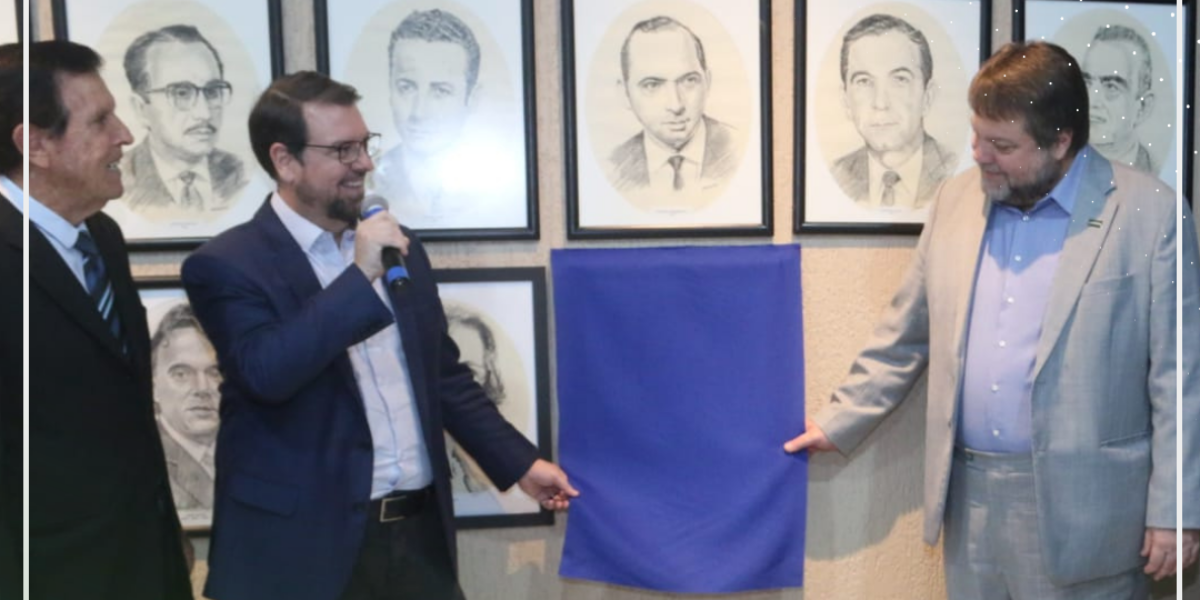 Presidente da Juceg ganha foto em galeria de ex-presidentes da Acieg