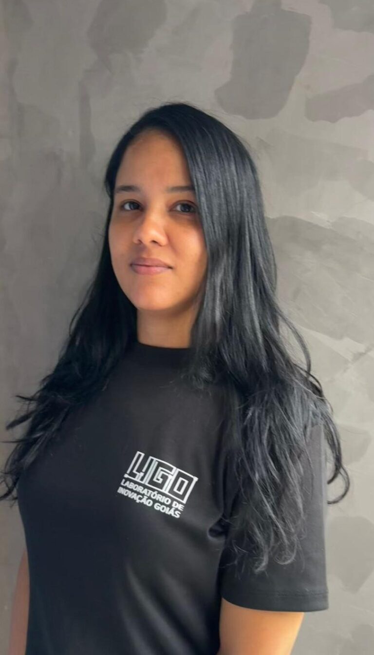 Hellem Cristina Correa dos Santos