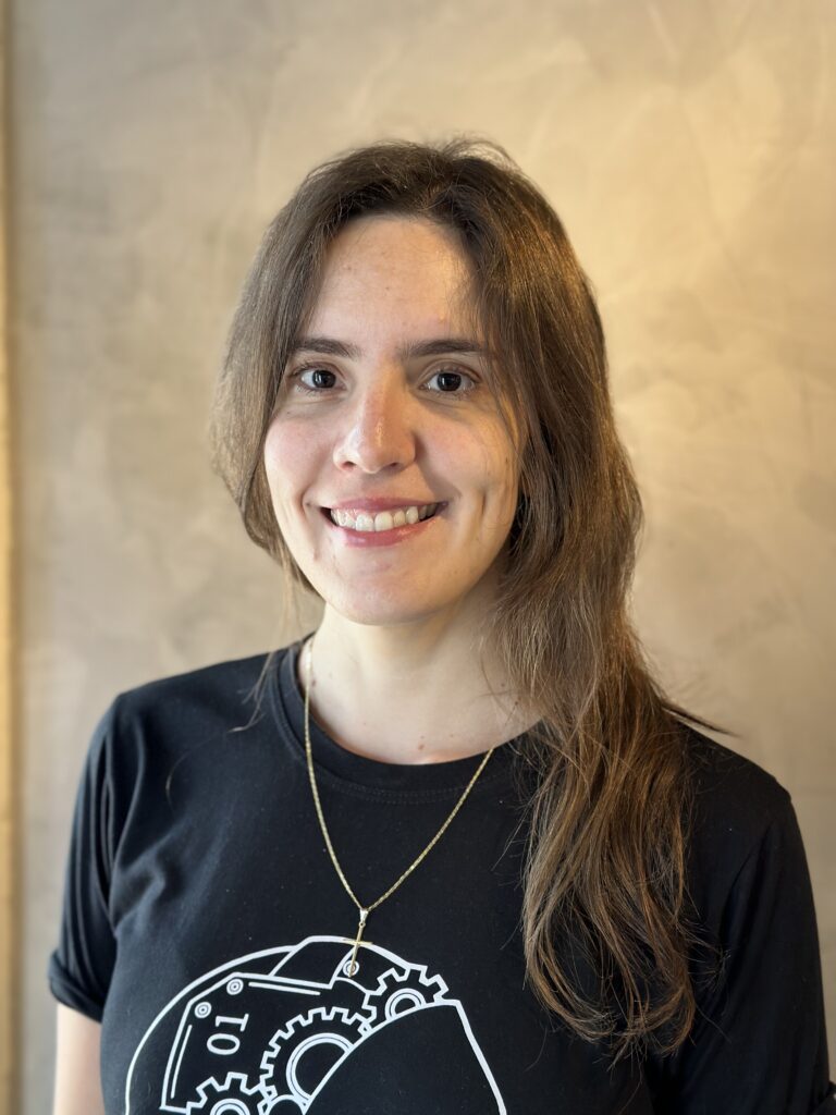 Flávia Freire Carneiro