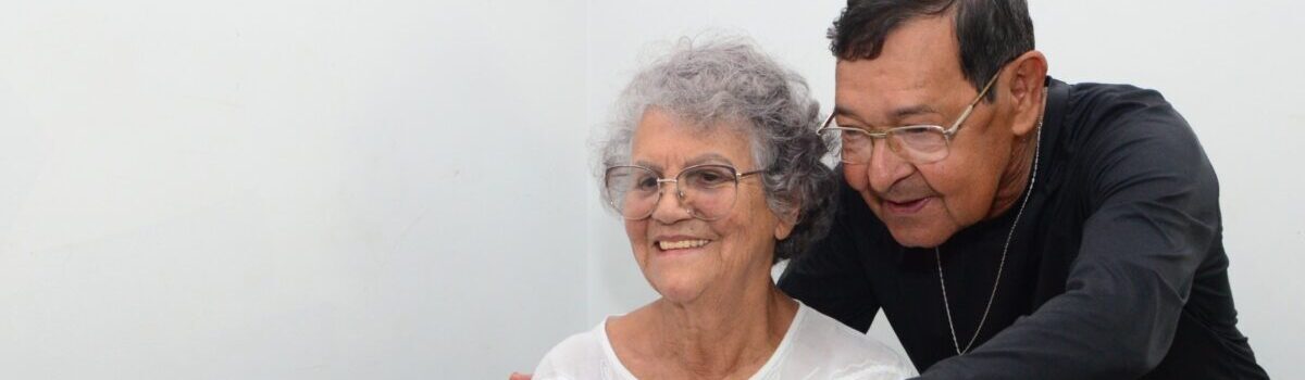 Goiás Social abre 360 vagas para curso gratuito de inclusão digital para idosos