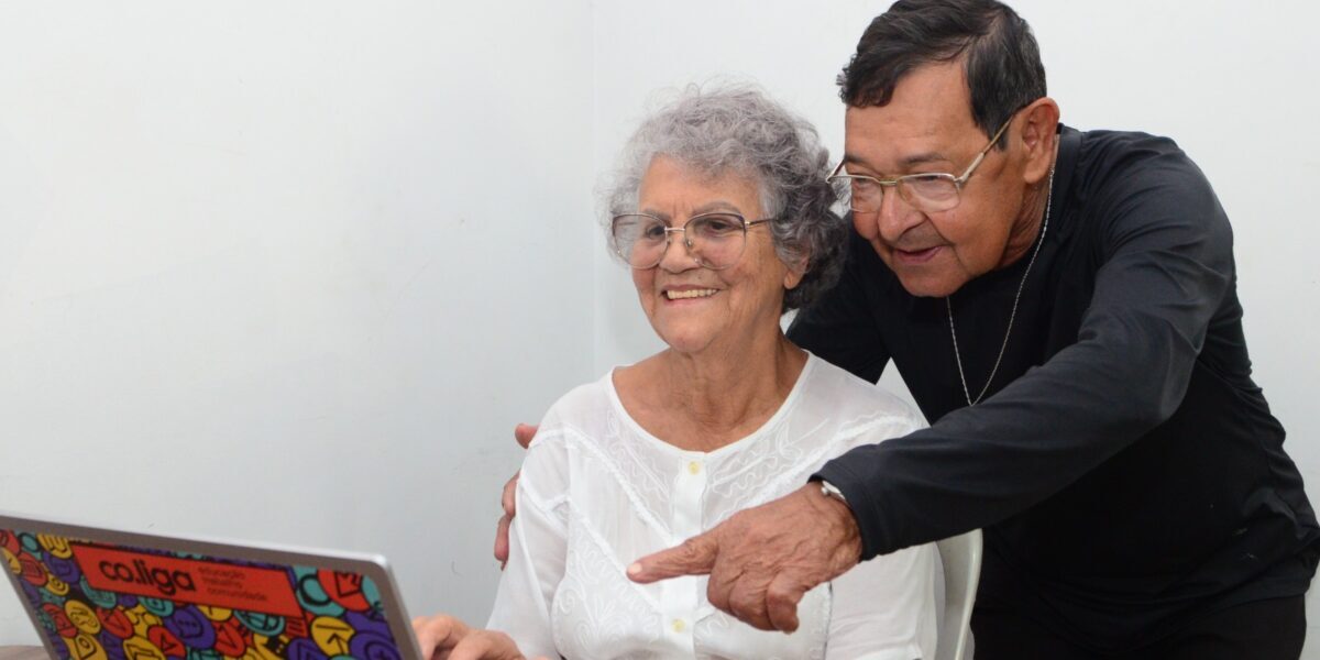 Goiás Social abre 360 vagas para curso gratuito de inclusão digital para idosos