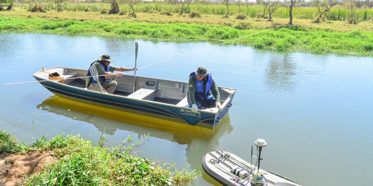 Semad monitora leito do Rio Meia Ponte e orienta produtores sobre uso da água