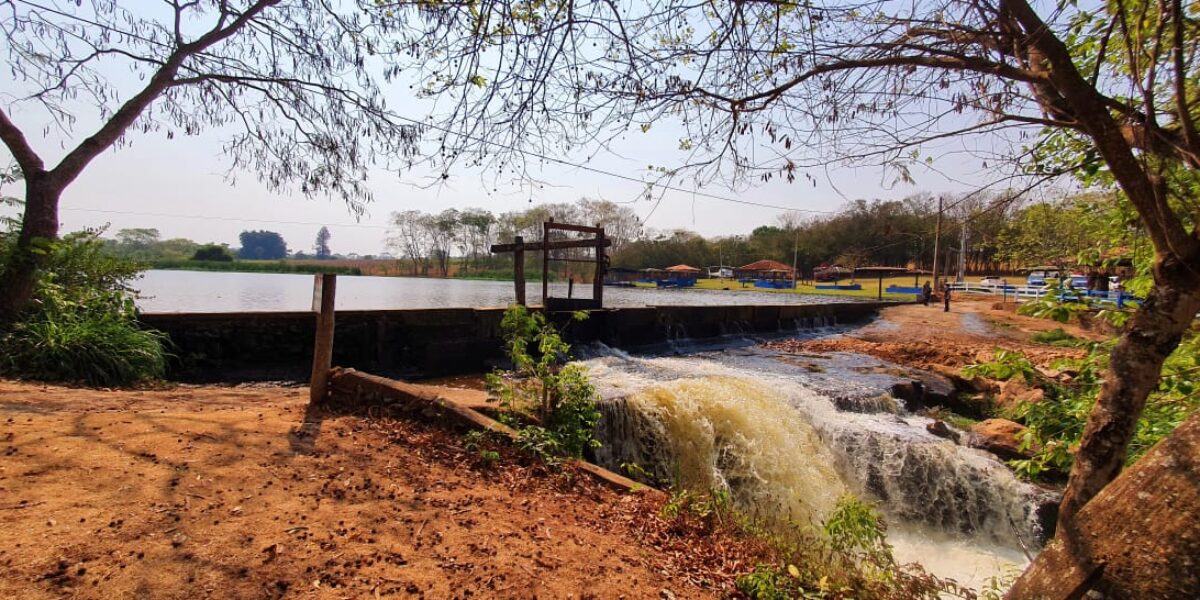 Governo abre comporta de barragem para equilibrar vazão do Meia Ponte