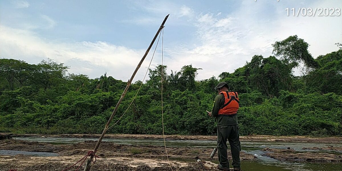 Operação Piracema: fiscais da Semad apreendem 99 equipamentos de pesca e uma arma