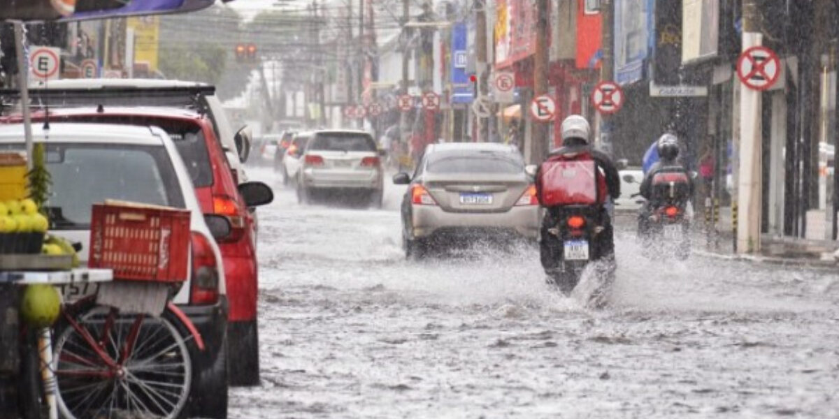 Verão começa em Goiás e Semad alerta para risco de tempestades