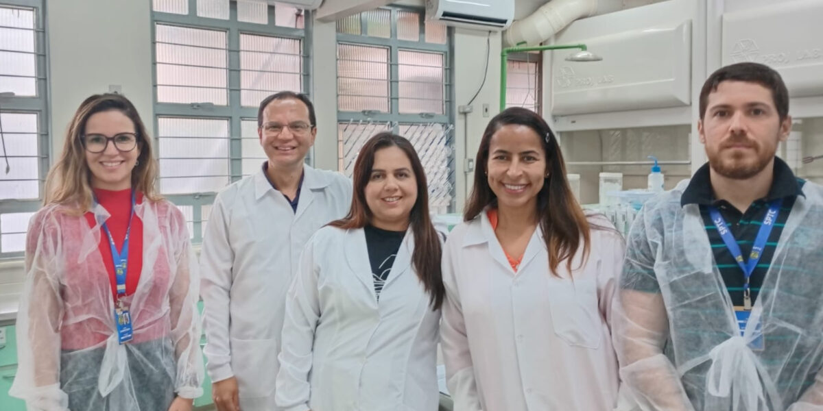 Centro de Análises Ambientais da Semad recebe visita de peritos criminais