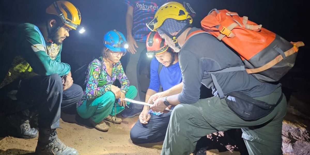 Semad dá curso sobre cavernas e leva alunos para ações de recuperação ambiental