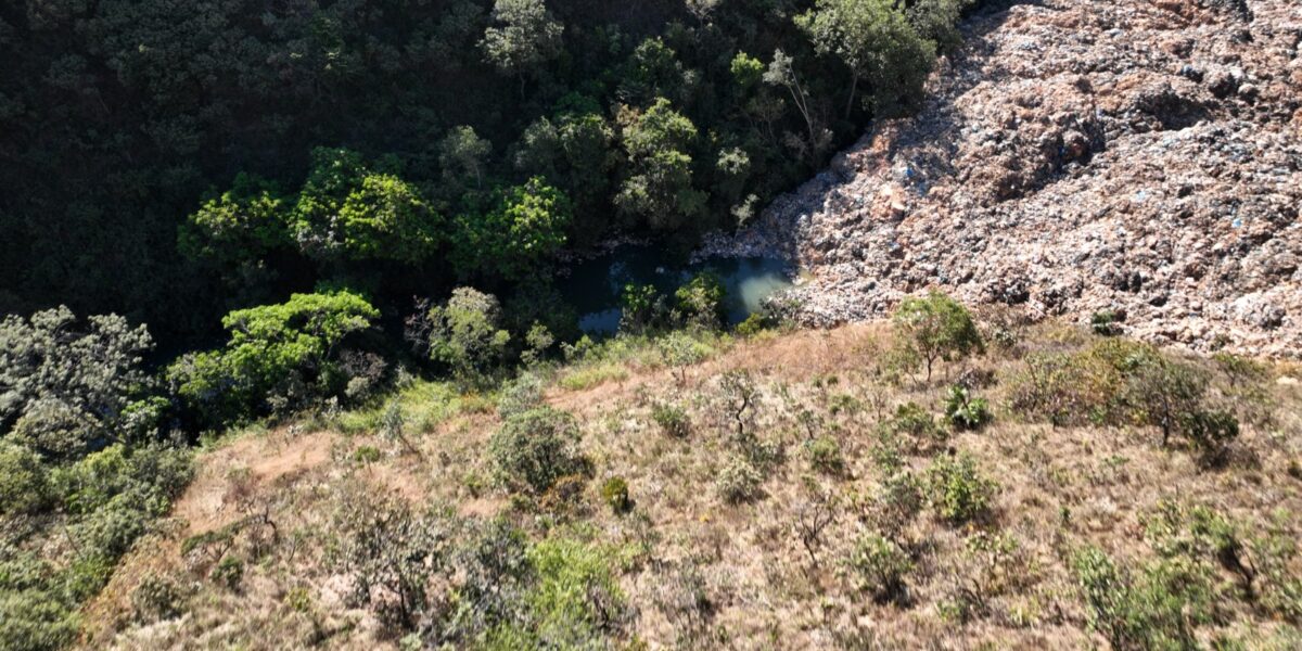 Lixão de Padre Bernardo: análise mostra alta contaminação do córrego Santa Bárbara
