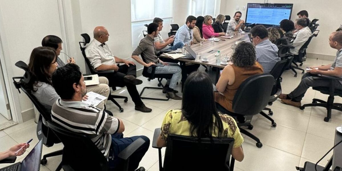 Lixão de Goiânia: Semad recebe técnicos do município e esclarece pontos do relatório