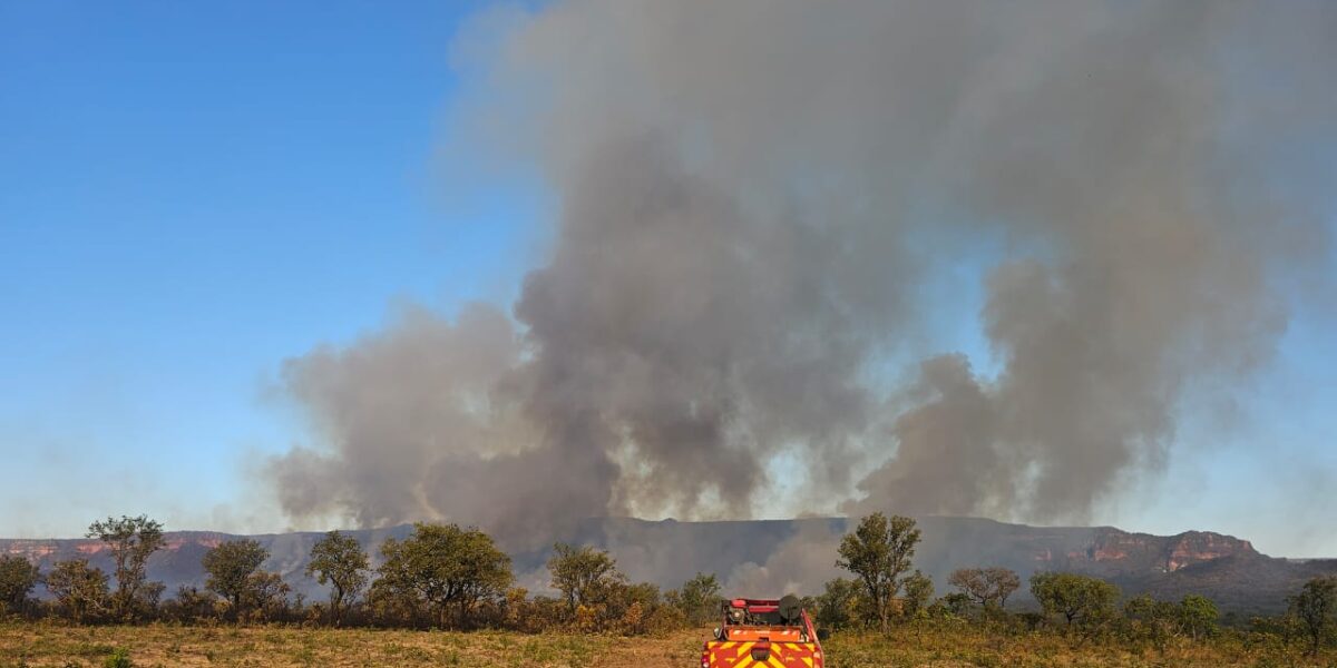 Semad reforça combate a incêndio nas proximidades do Parque de Terra Ronca