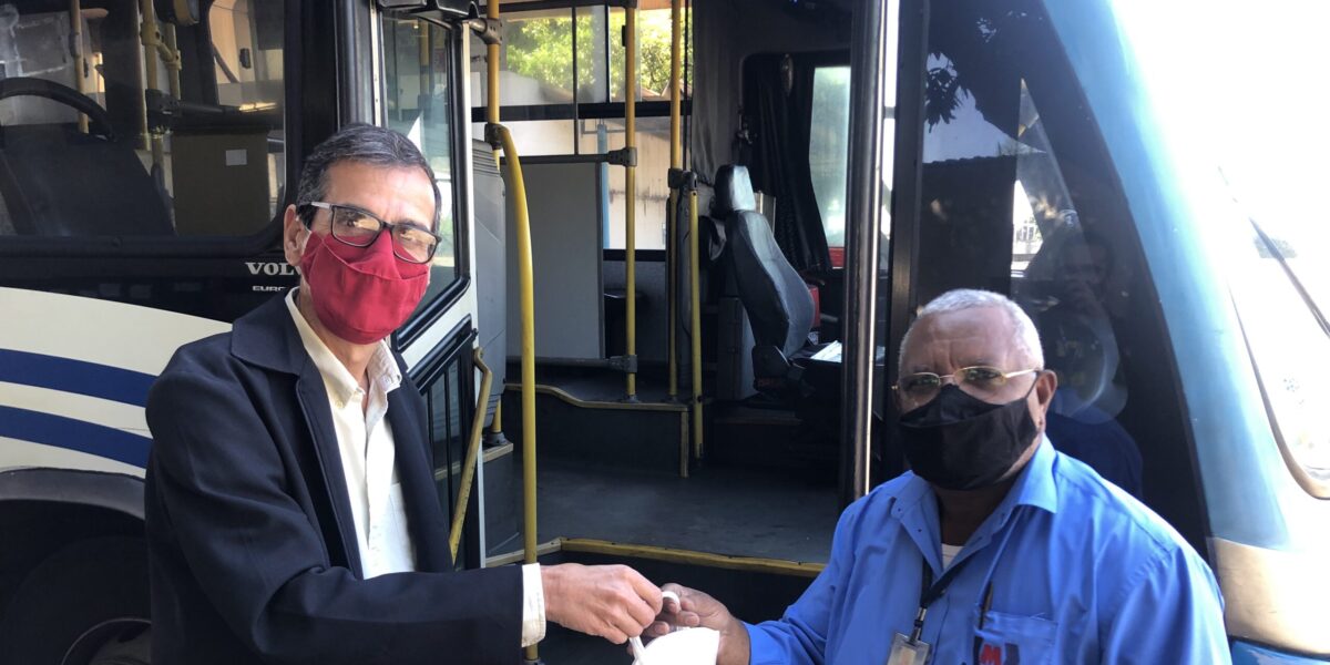 Covid-19: Metrobus entrega máscaras N95 aos motoristas