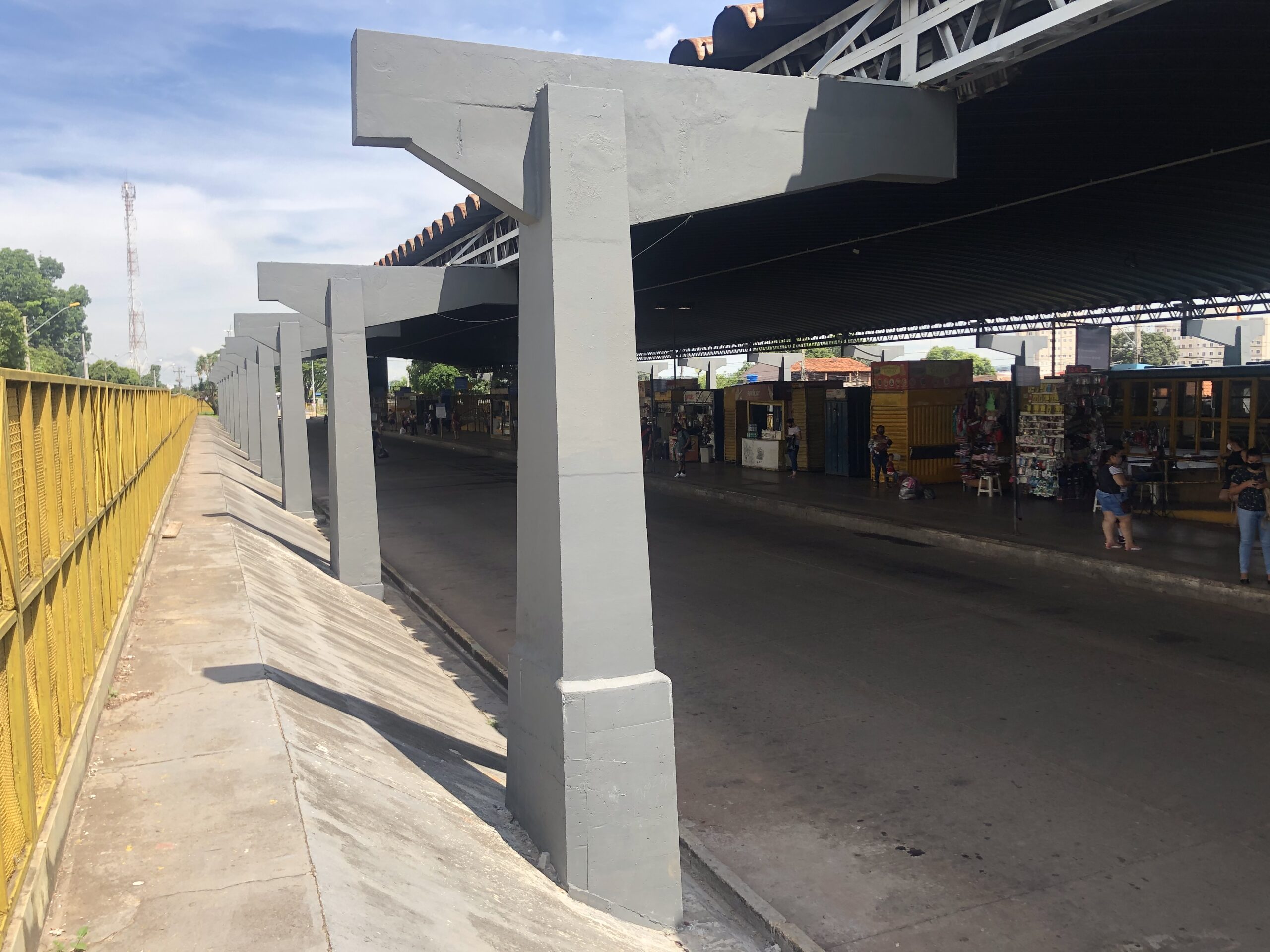 Metrobus realiza obra de recuperação e reforço dos pilares de sustentação da cobertura do Terminal Novo Mundo