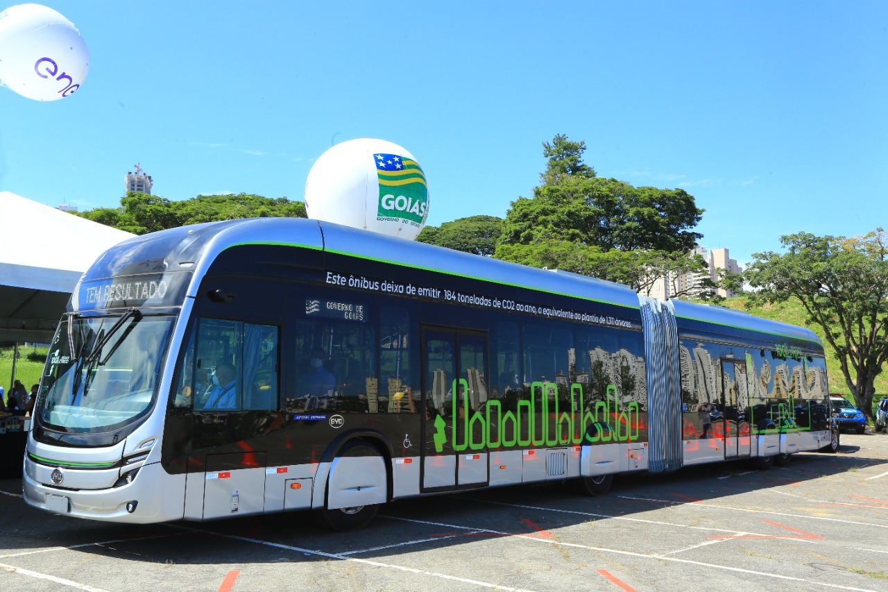 Governo de Goiás estuda abertura de nova licitação dos ônibus elétricos