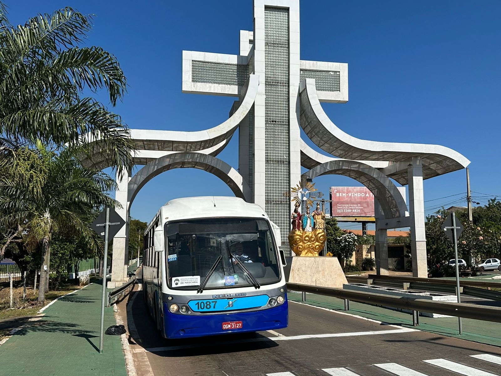 Metrobus realiza operação especial para a festa do Divino Pai Eterno em Trindade em 2023