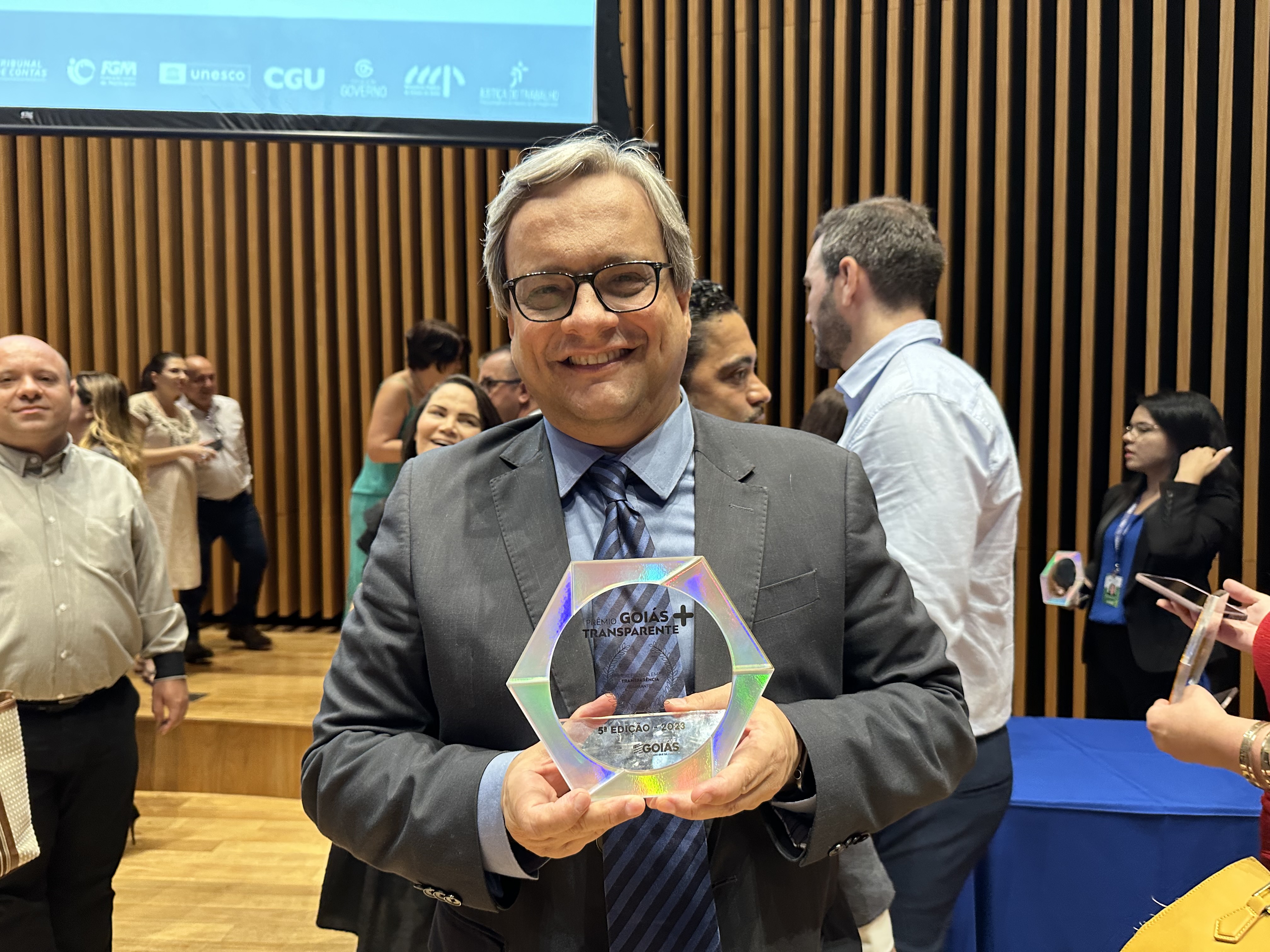 Metrobus recebe Selo Diamante no Prêmio Goiás Mais Transparente