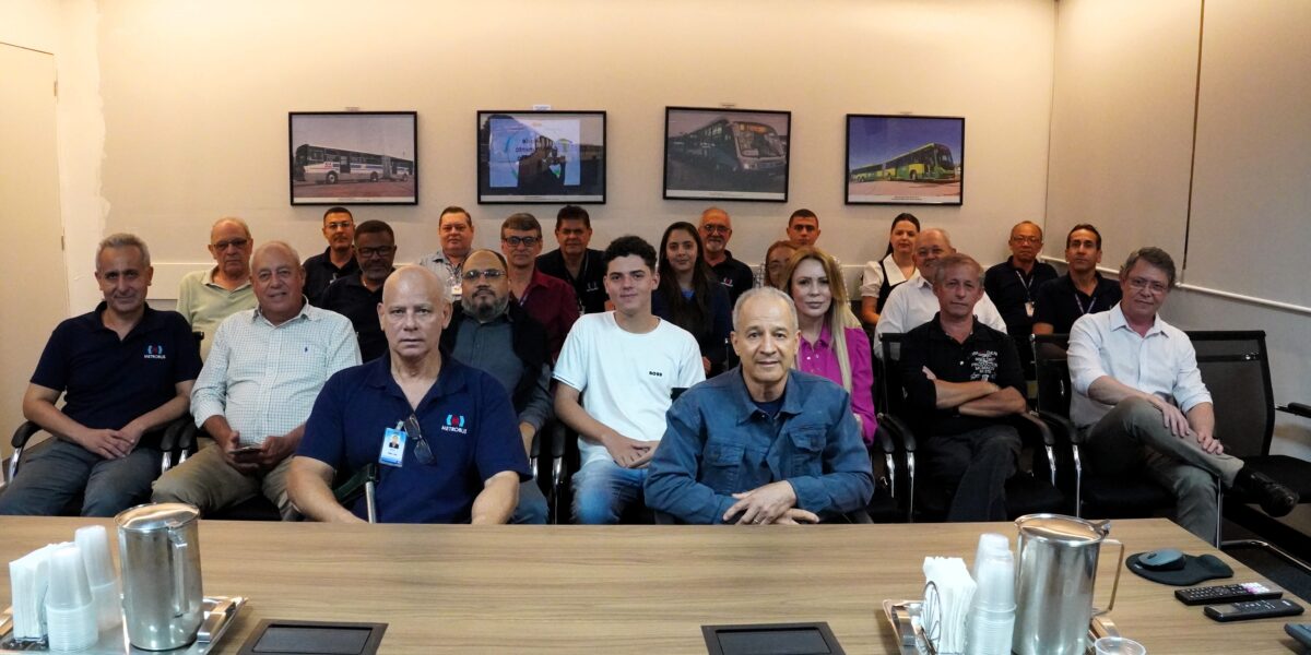 Pioneiros da Metrobus compartilham histórias na 27ª edição do Círculo de Conhecimento e Informação