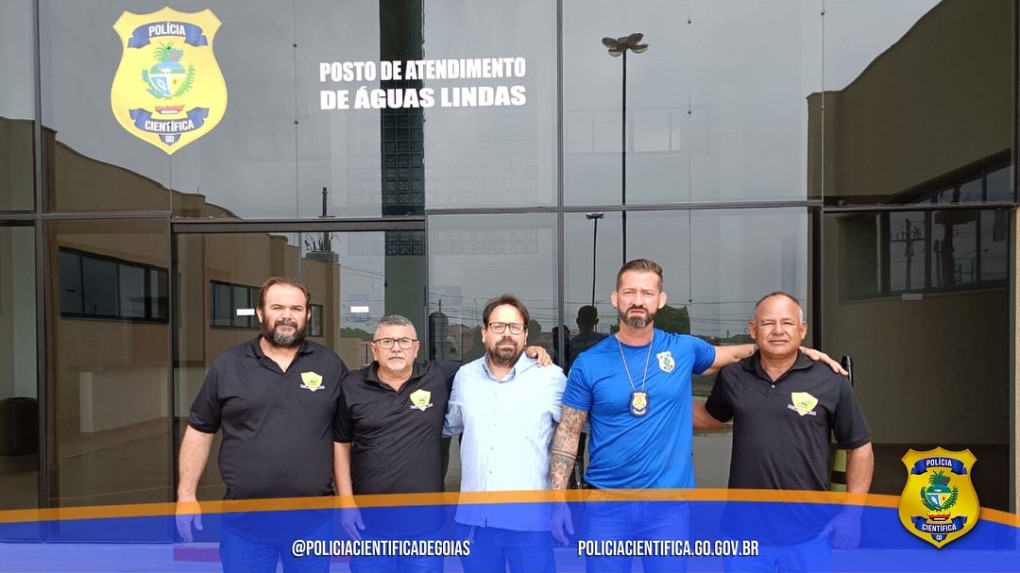 VISITA CONSEG À POLÍCIA CIENTÍFICA