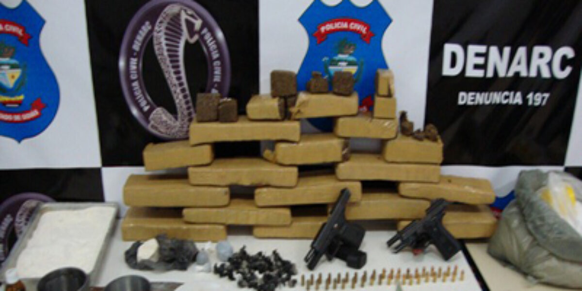Unidos até no crime: Casal é preso pela Polícia Civil em laboratório de refino de cocaína