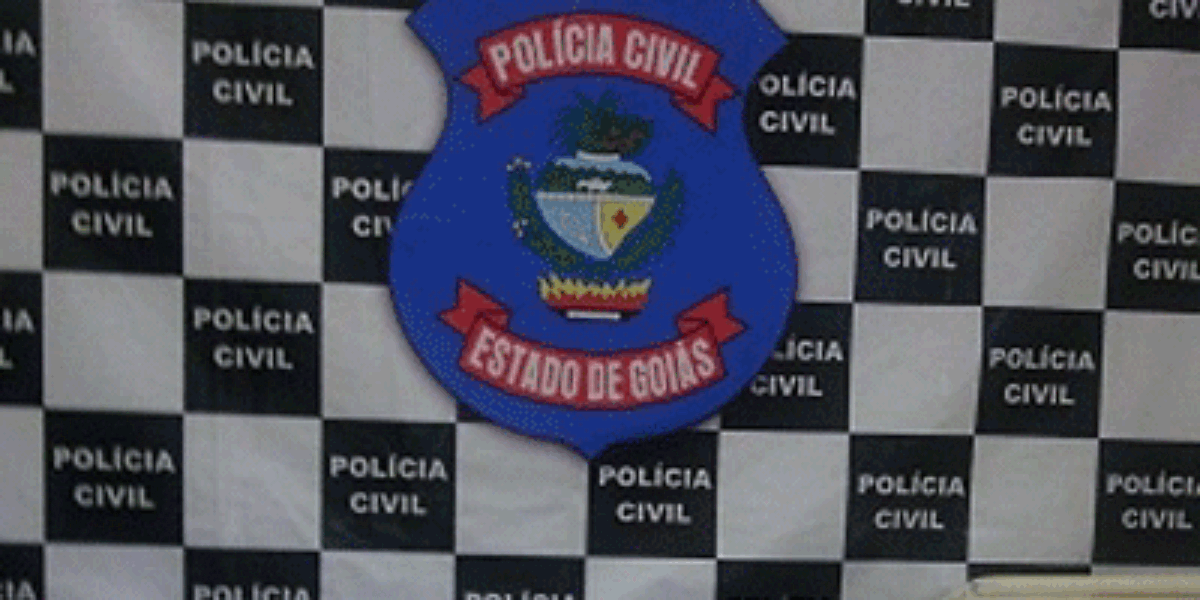 Furtava rádio frequência e vendia sinais clandestinos de internet. Acabou preso pela PC