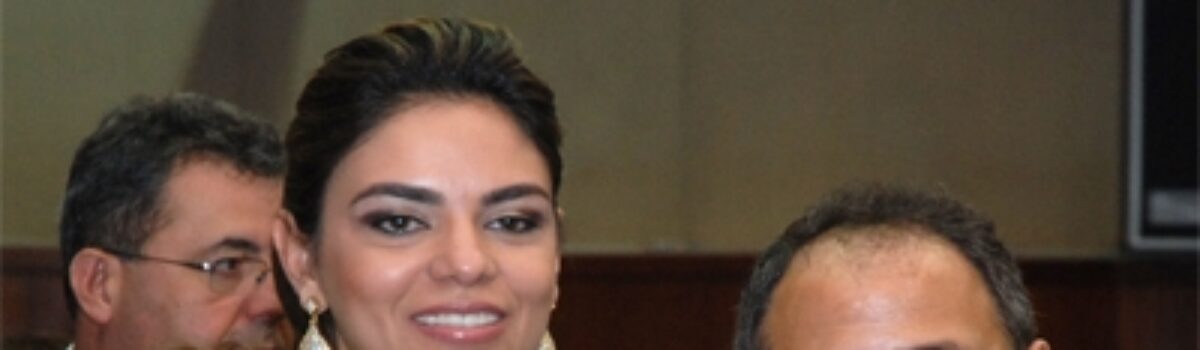 Delegada da Mulher de Anápolis recebe Comenda Berenice Artiaga da Assembleia Legislativa