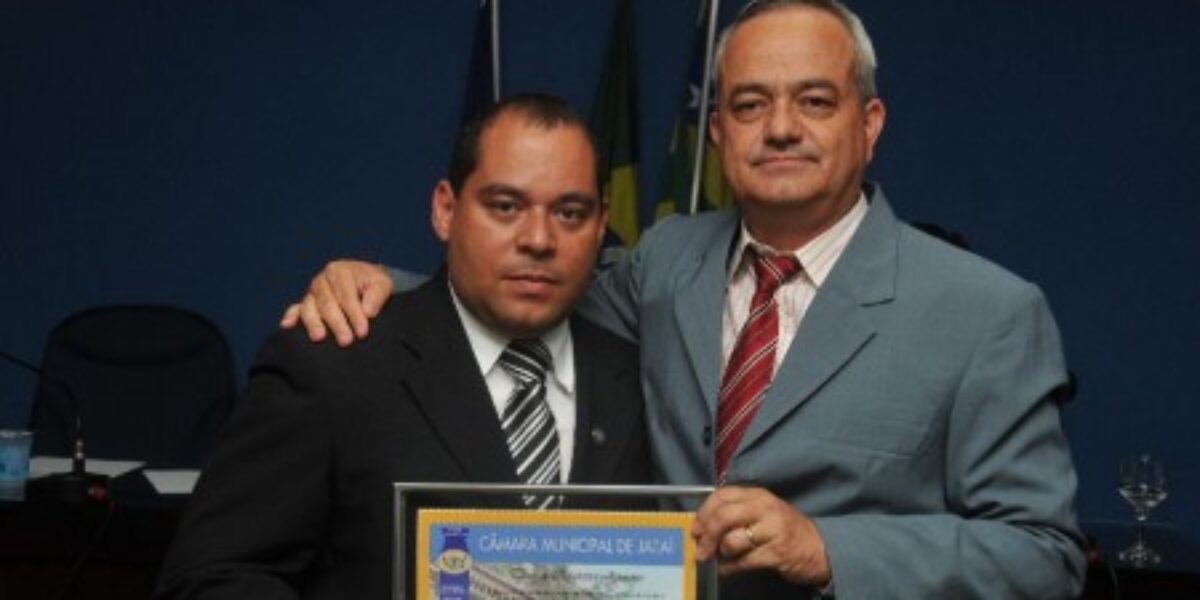 Título de Cidadão Jataiense para o Delegado André Fernandes