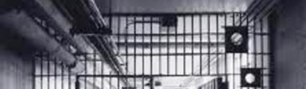 Polícia Civil de Iporá prende 5 pessoas por tráfico de drogas e receptação de objeto furtado