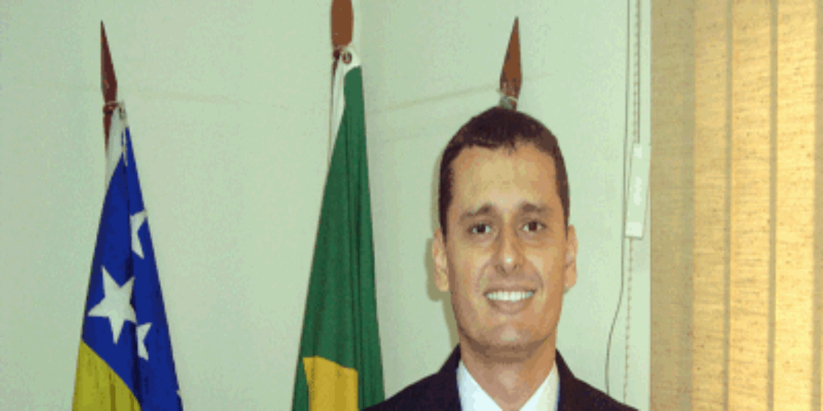 Policiais Civis da DEIC prendem acusados de roubo de R$ 2 milhões de jóias em residência