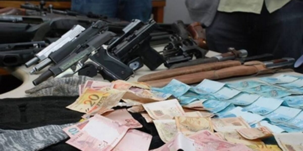 GAB: Polícia Civil prende quadrilha responsável por 90% dos assaltos a bancos em Goiás