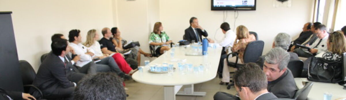 Delegado Geral em reunião de rotina com os Delegados de Polícia