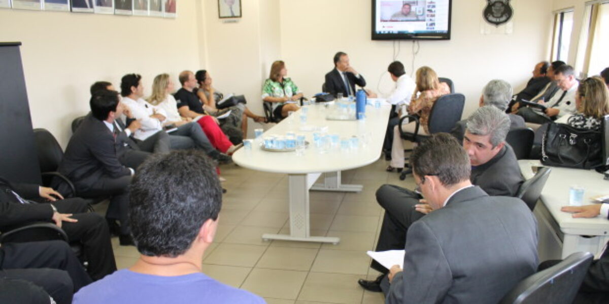 Delegado Geral em reunião de rotina com os Delegados de Polícia