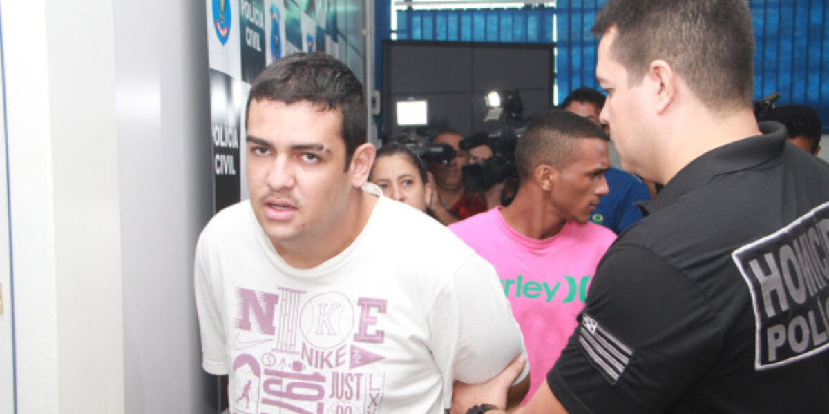 Delegacia de Homicídios prende dois suspeitos de assassinato de jovem na porta de boate