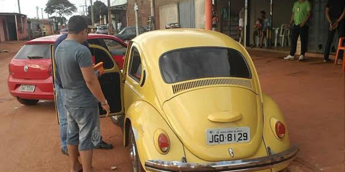 GENARC de Águas Lindas: Traficante preso transportava crack e maconha em Fusca 74