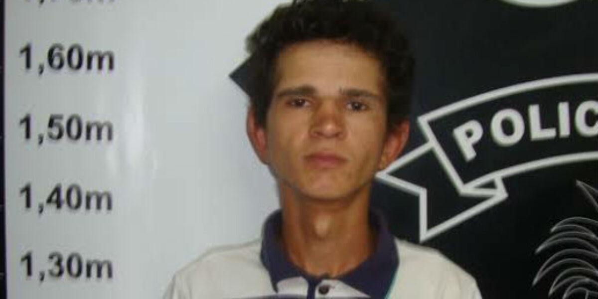 Jovem vai a audiência em fórum, furta bicicleta e é preso