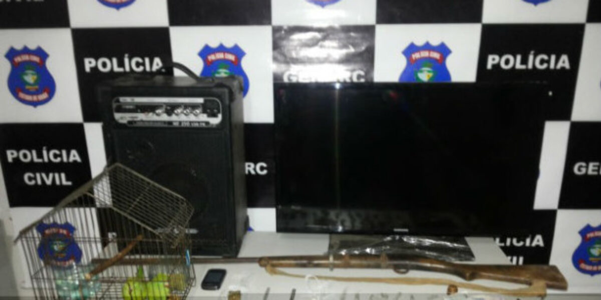 Operação em Simolândia apreende drogas e armas
