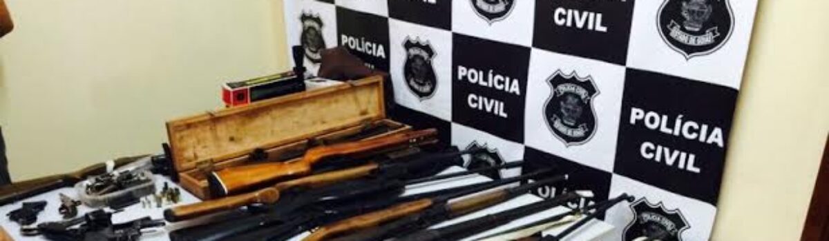 Polícia Civil prende armeiro de 53 anos e apreende munições e 23 armas de fogo em Catalão