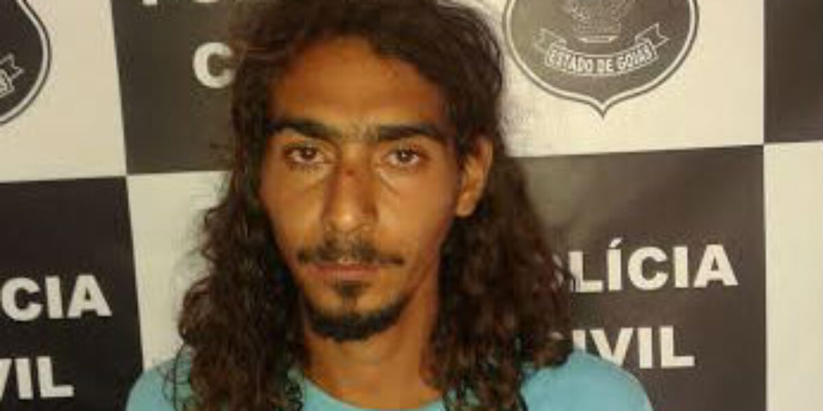 Policiais civis de Jaraguá prendem suspeito de ameaçar vizinhos