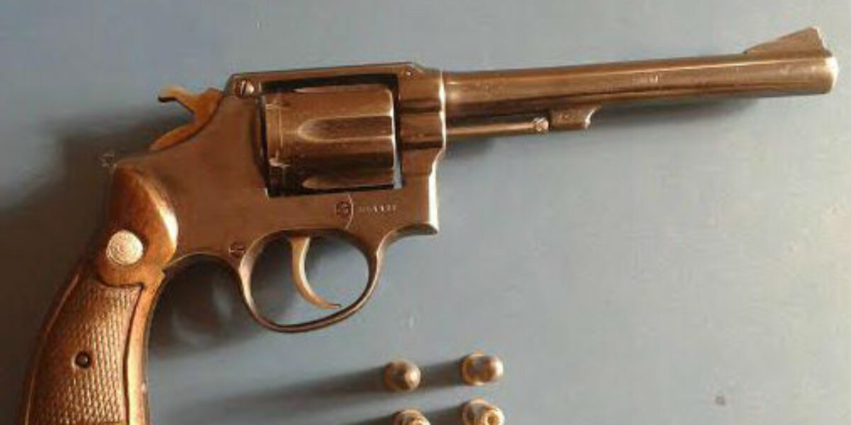 Passagem por tráfico: Ex-policial é preso em Valparaíso por posse de arma de fogo