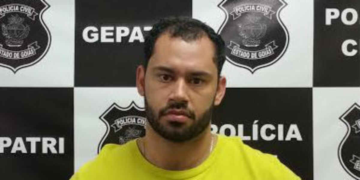 Após matar cão, homem é preso por posse ilegal de arma